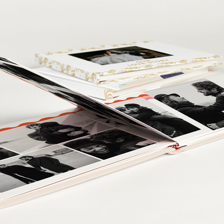 Layflat Book 10x8” | Premium Layflat Photobooks | Zoomin